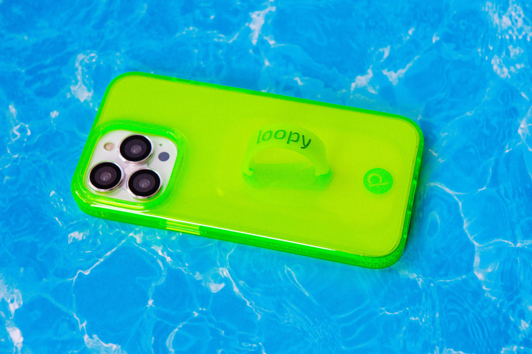 A Clear Neon Green Loopy Case.