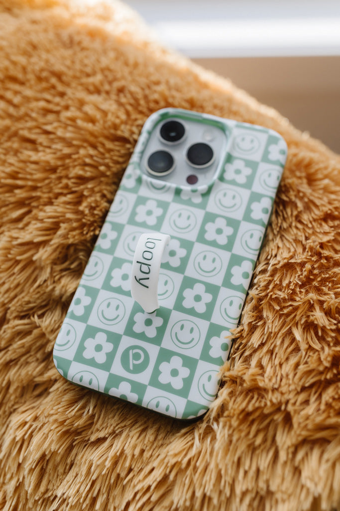 A Groovy Save Checkered Loopy Case.