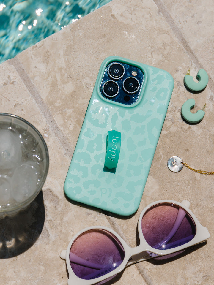 A Mint Leopard Loopy Case.|| feature-media