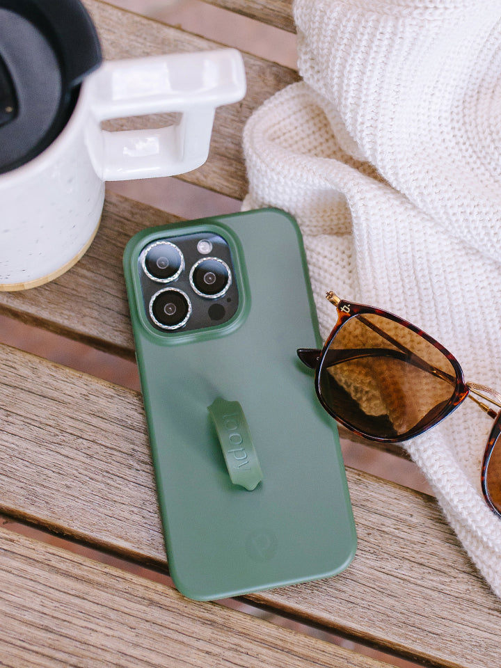 An Olive Loopy Case. || feature-media