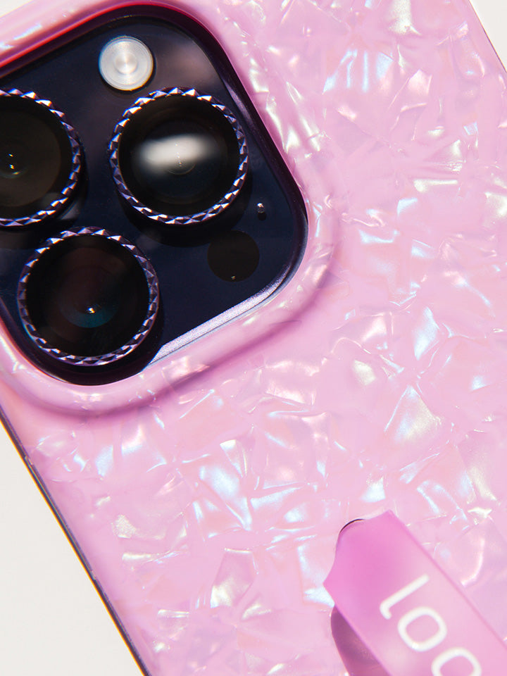 A close up of a Pink Opal Shell Loopy Case.|| feature-media