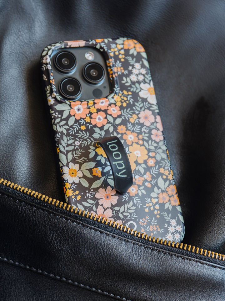 A Vintage Blooms Loopy Case. || feature-media